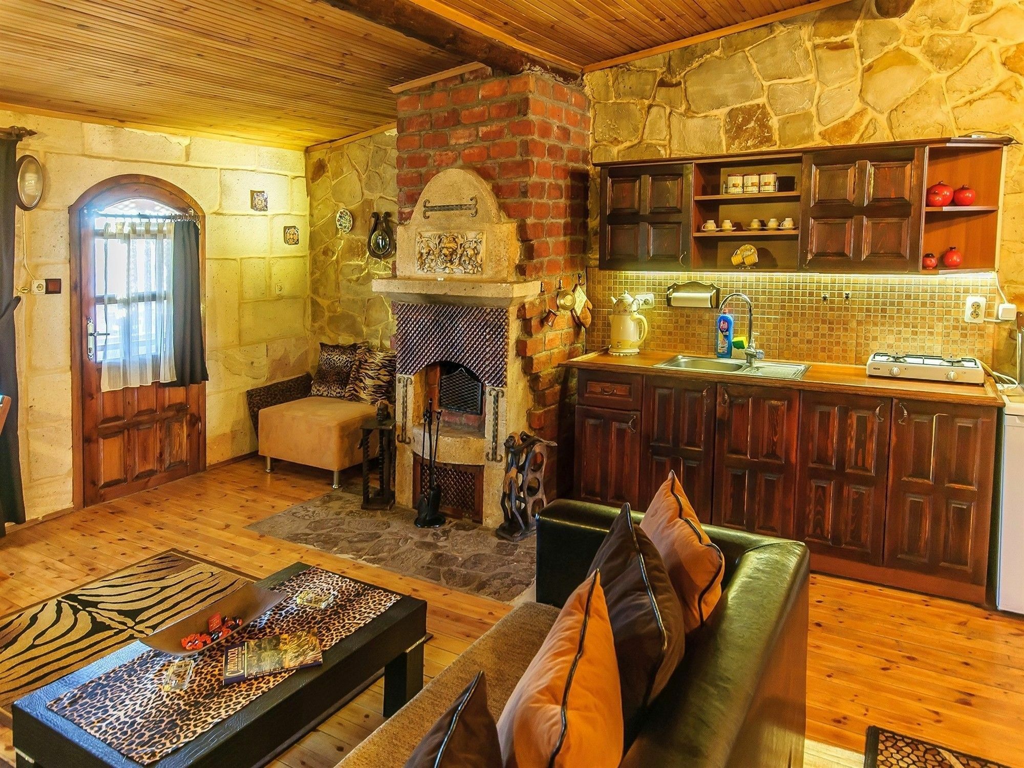 Adanos Konuk Evi Avanos Exteriér fotografie